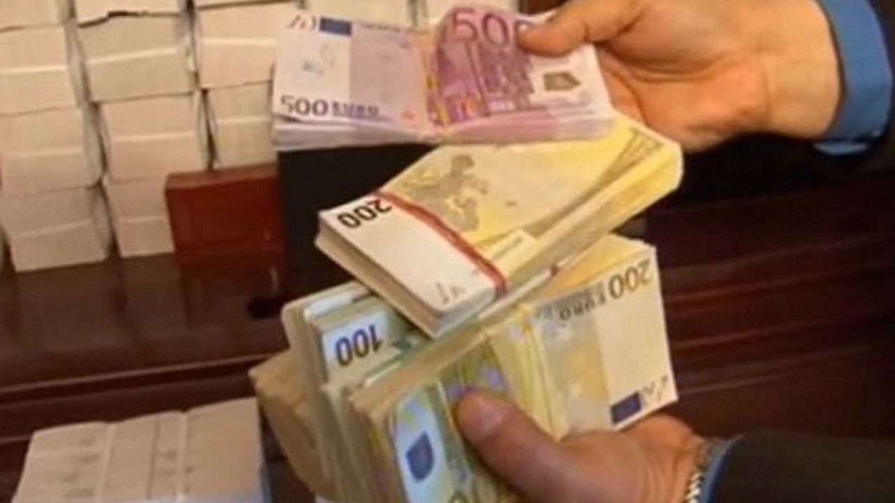 حجز أزيد من 52 ألف أورو غير مصرح بها بميناء المتوسط