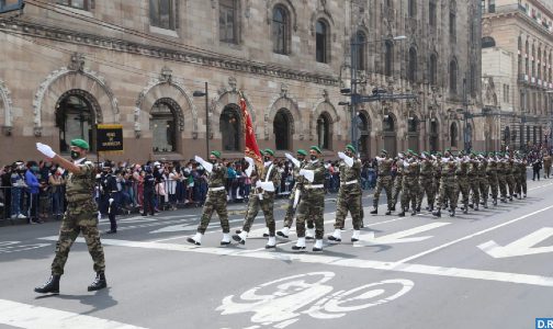 تجريدة من القوات المسلحة الملكية تشارك في الاستعراض العسكري التقليدي لإحياء ذكرى استقلال المكسيك