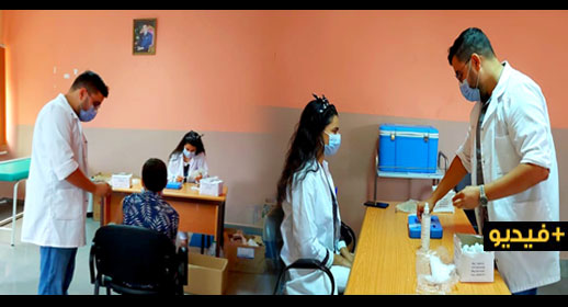  شاهدوا.. افتتاح مقر جديد لتطعيم التلاميذ ضد فيروس كورونا المستجد بالناظور