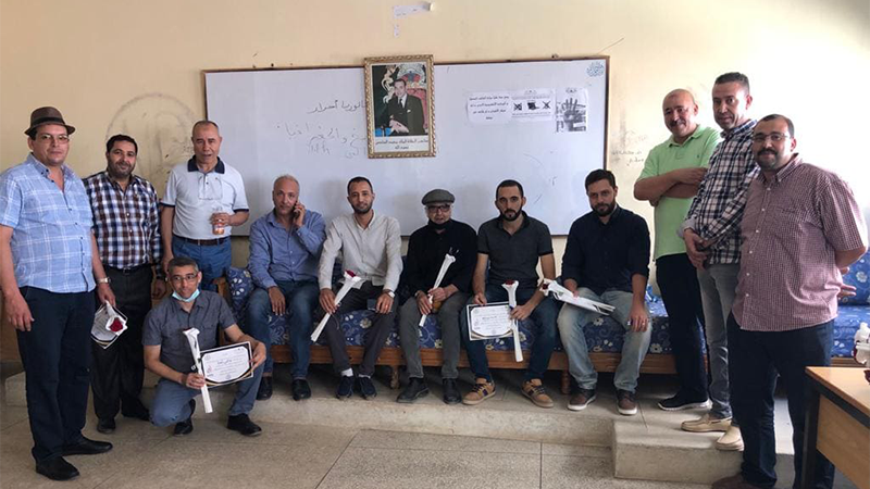 ثانوية محمد الخامس التأهيلية وجمعية قدماء التعليم الأصيل بالناظور تحتفلان بعيد المدرس