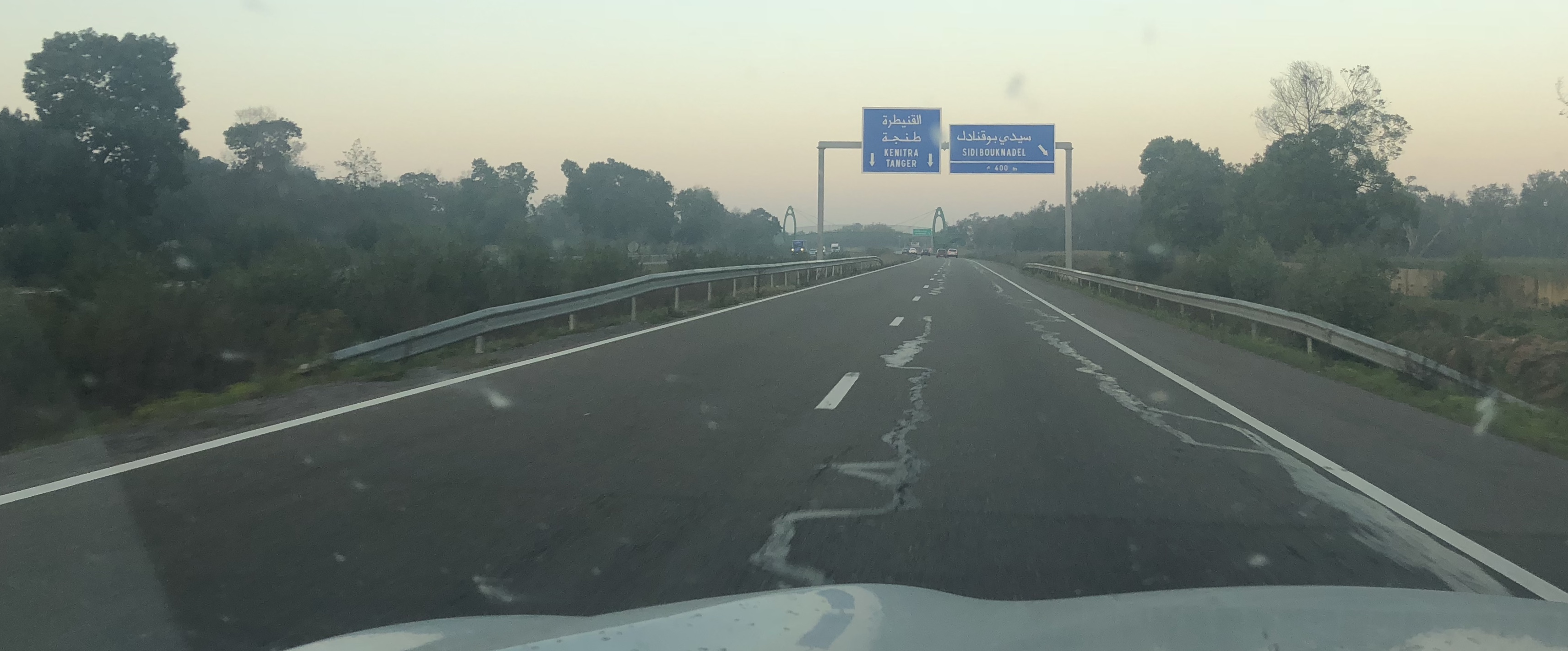 تدهور حالة الطريق السيار الرابط بين فاس والناظور ووجدة يثير استياء السائقين