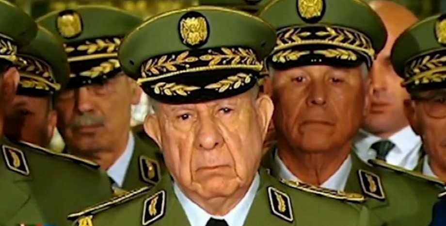 شاهدوا.. قناة ألمانية تفضح التاريخ الدموي للجنرال شنقريحة واستغلال عدائه لحرب بادرة مع المغرب  