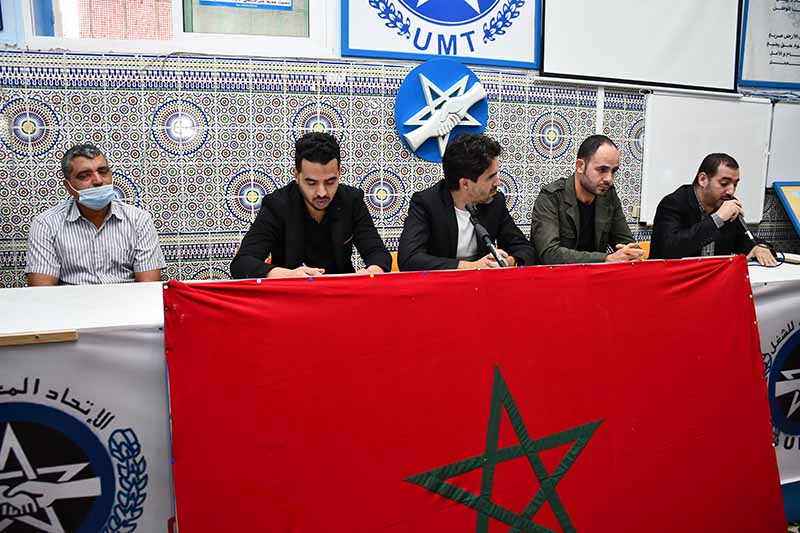 الأساتذة المغاربة بـ"مليلية" يثيرون غضب الجامعة الوطنية للتعليم بالناظور