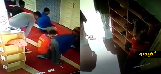 شاهدوا.. شاب يستغل مواقيت الصلوات بمسجد النور بكورنيش الناظور لسرقة الأحذية