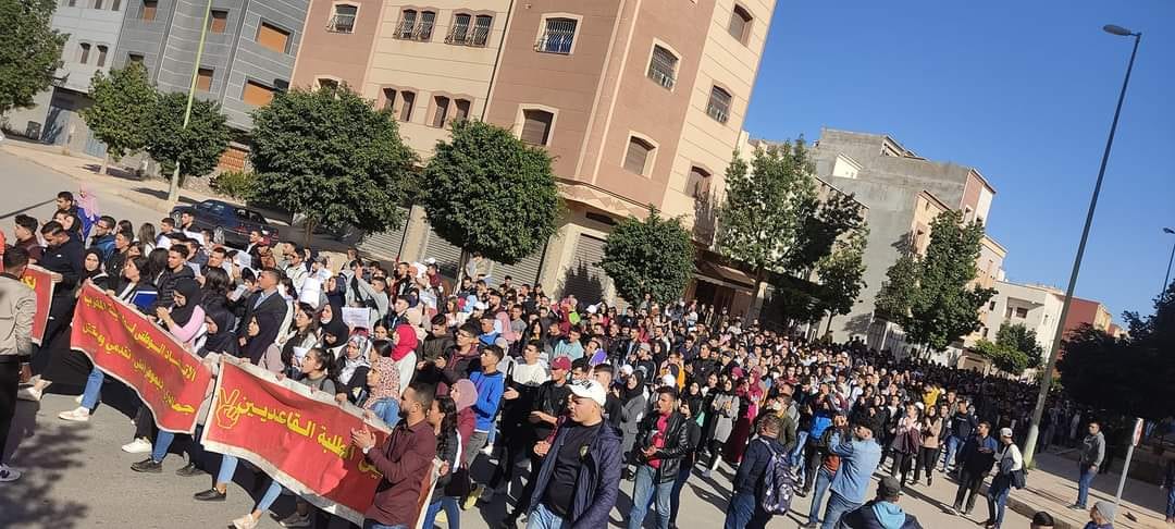 قرارات وزارة التربية الوطنية تفجر احتجاجات طلابية بكلية سلوان