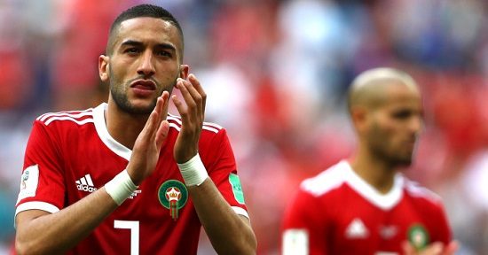  بسبب الفيفا..حكيم زياش و لاعبون أفارقة سيضطرون للاختيار بين "مونديال الأندية" و كأس أفريقيا
