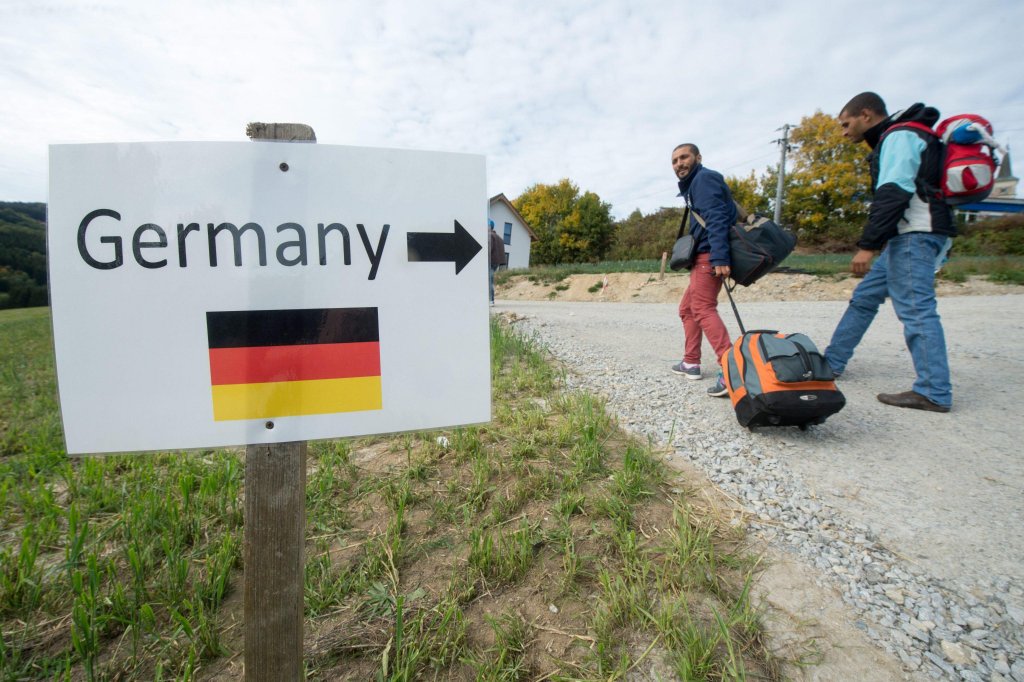 حزب يدعو للسماح بدخول الآلاف من المهاجرين إلى ألمانيا لتعويض نقص اليد العاملة