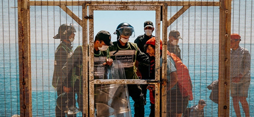 إحباط محاولة هجوم نحو 80 شابا مغربيا على مليلية 