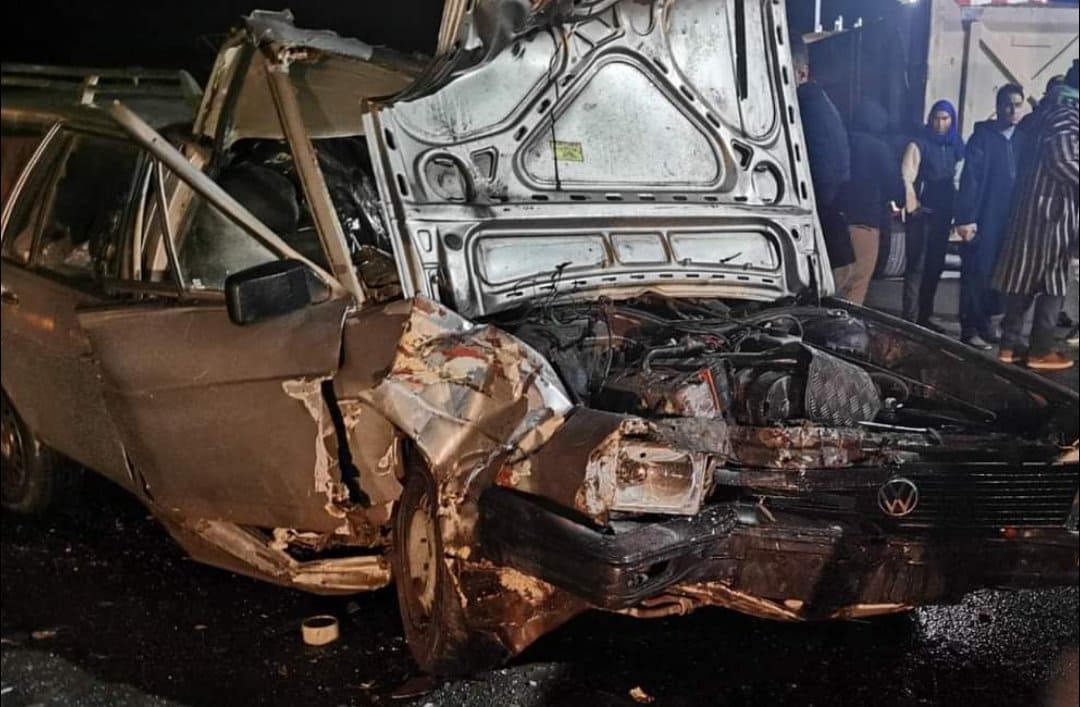 جريح في حالة خطيرة إثر اصطدام سيارة بشاحنة للسلع بالقرب من العروي 