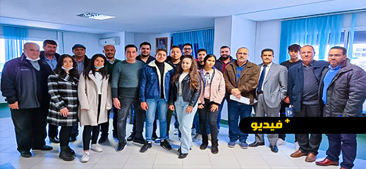 الاحتباس الحراري يجمع أعضاء بلدية الناظور وتلاميذ ثانوية الخطابي