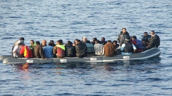 البحرية الملكية تنقذ 120 مهاجرا سريا في عرض البحر