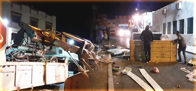 صور.. السلطات تحرر محيط المركب التجاري بزايو من قبضة "الفراشة"