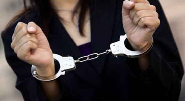 "الديستي" تقود إلى اعتقال متورطة في النصب على الراغبين في الهجرة