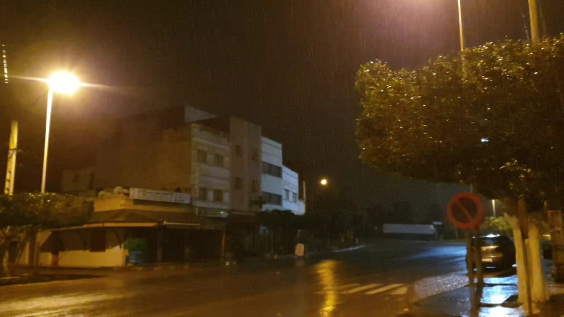 شاهدوا.. تساقطات مطرية هامة بإقليم الناظور
