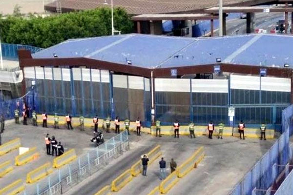 سانشيز يعلن عن فتح معبر "باب مليلية" وإنطلاق عملية مرحبا 