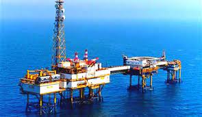 المغرب يشرع في التنقيب عن النفط بالقرب من الحدود البحرية لإسبانيا