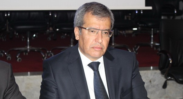 هل سيمدد وزير الداخلية لعامل إقليم الناظور علي خليل؟