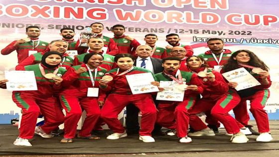 المقاتلة الناظورية كوثر باعراب تفوز بميدالية نحاسية في الدوري الدولي للكيك بوكسينغ بتركيا