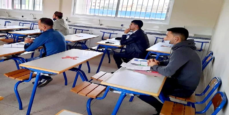 التلاميذ المرشحون لنيل البكالوريا بالناظور يتوصلون بالوثائق المؤطرة للامتحانات