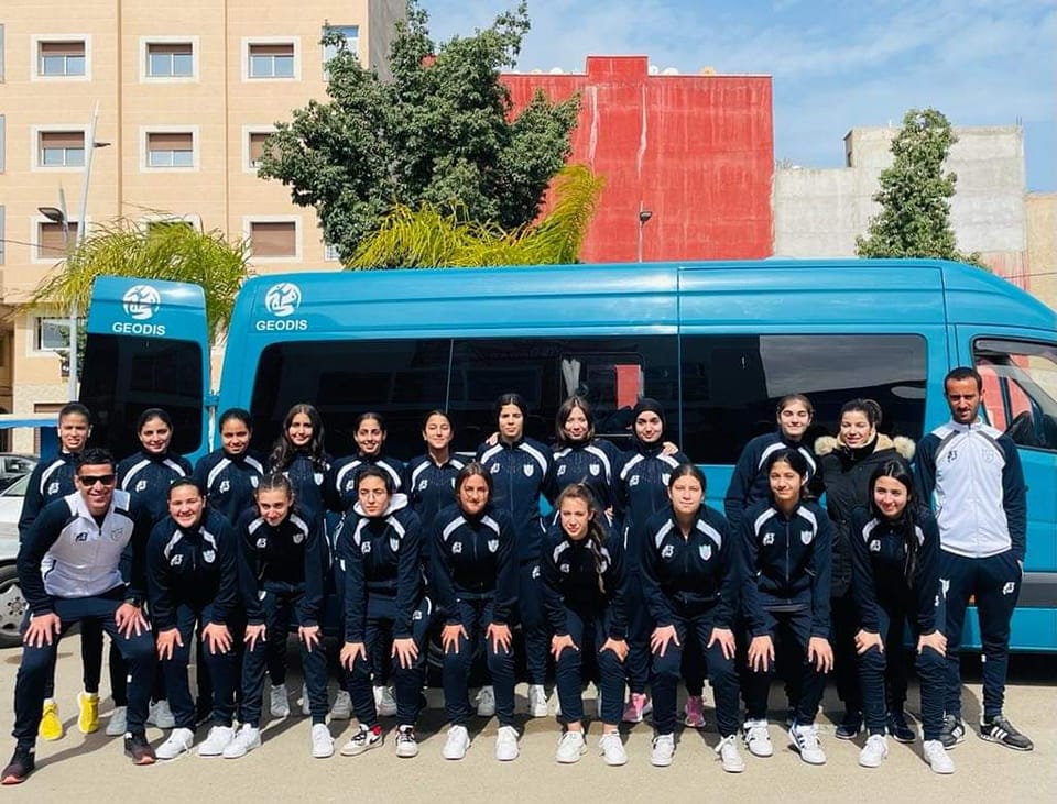 فريق الهلال الرياضي الناظوري لكرة القدم النسوية يحقق الصعود إلى القسم الممتاز