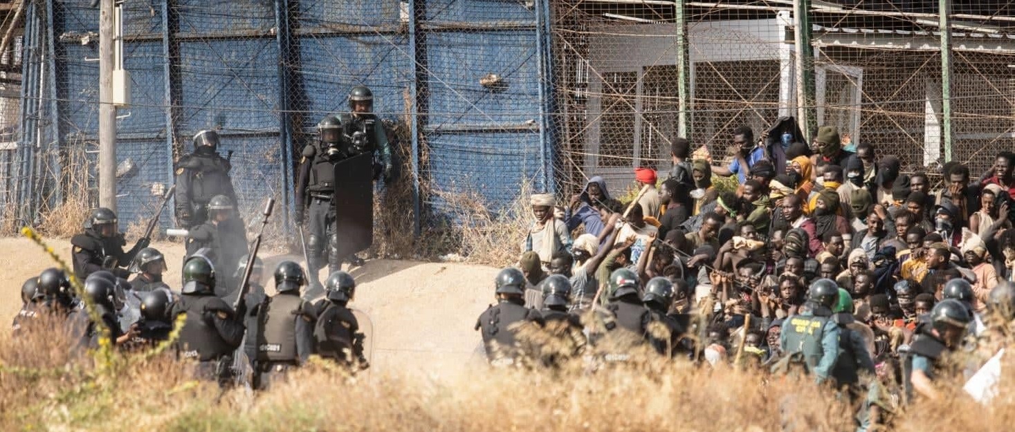 هكذا تورط أعداء المغرب في مأساة وفاة 23 مهاجرا بالناظور