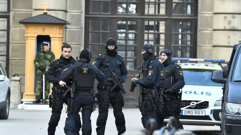  تفكيك قنبلة في مهرجان ثقافي وإجلاء مئات الأشخاص بستوكهول
