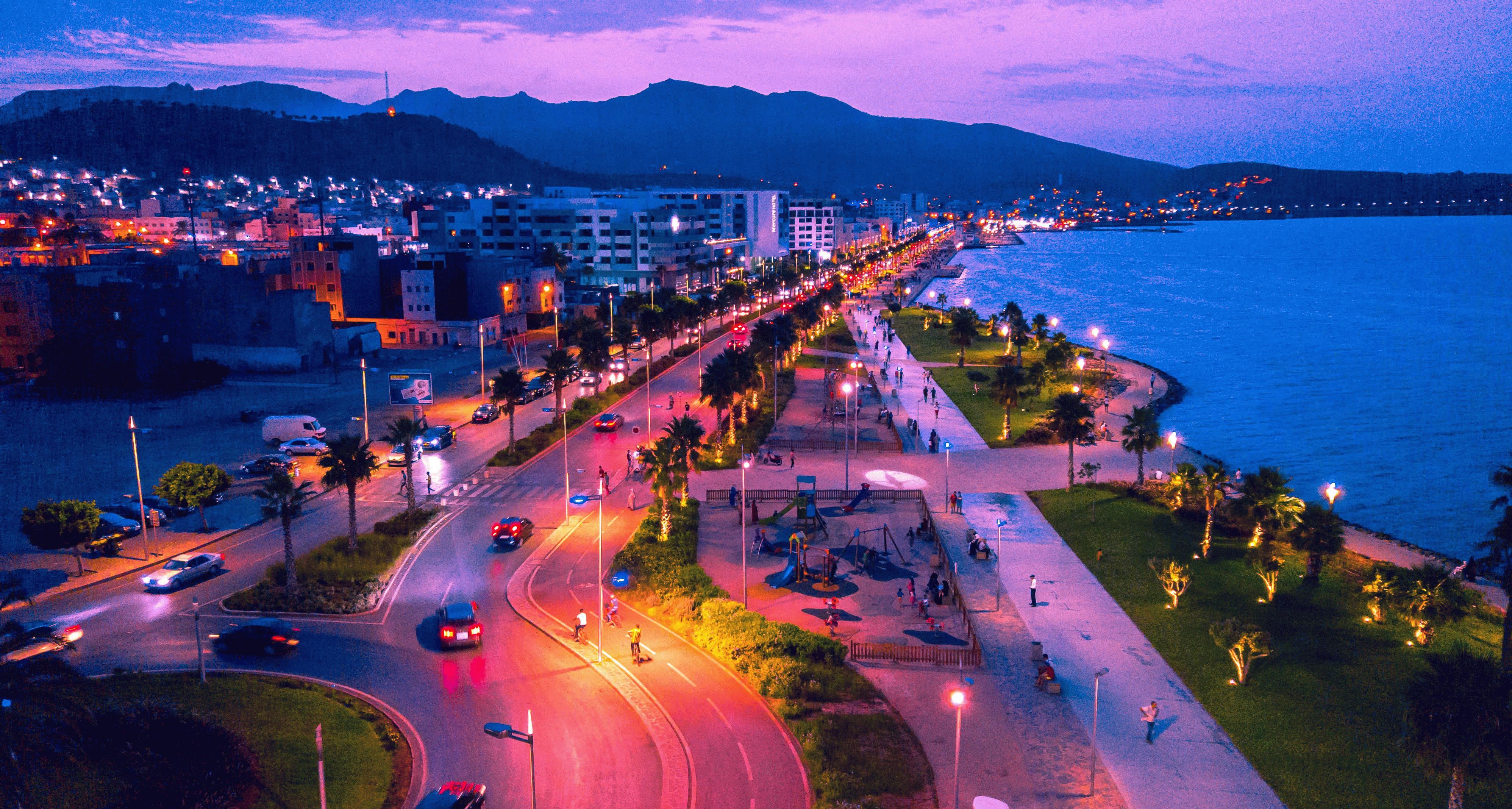 بعد أن كانت منطقة شبه عشوائية.. مشروع ضخم بكورنيش الناظور يساهم في تغيير ملامحه وهذه مميزاته