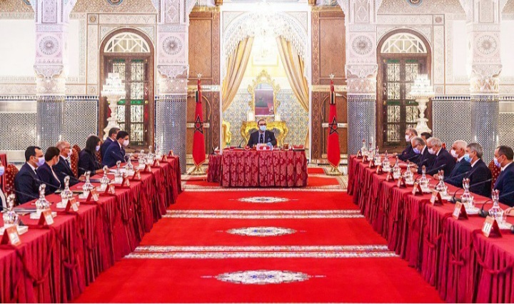 الملك يترأس مجلسا وزاريا بعد سنتين من الغياب