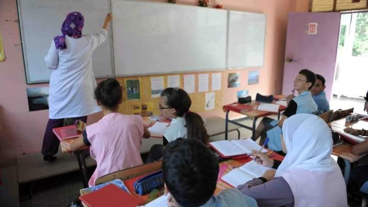 جمعية تشيد بتعميم اللغة الإنجليزية في السلك الإعدادي وتعتبره قرارا شجاعا