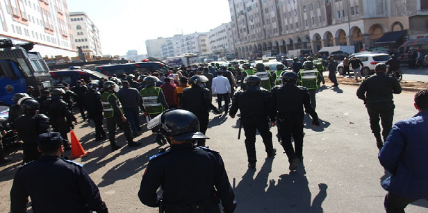 خمس نقابات تعليمية تمهل أخنوش أسبوعا قبل الخروج للشوارع