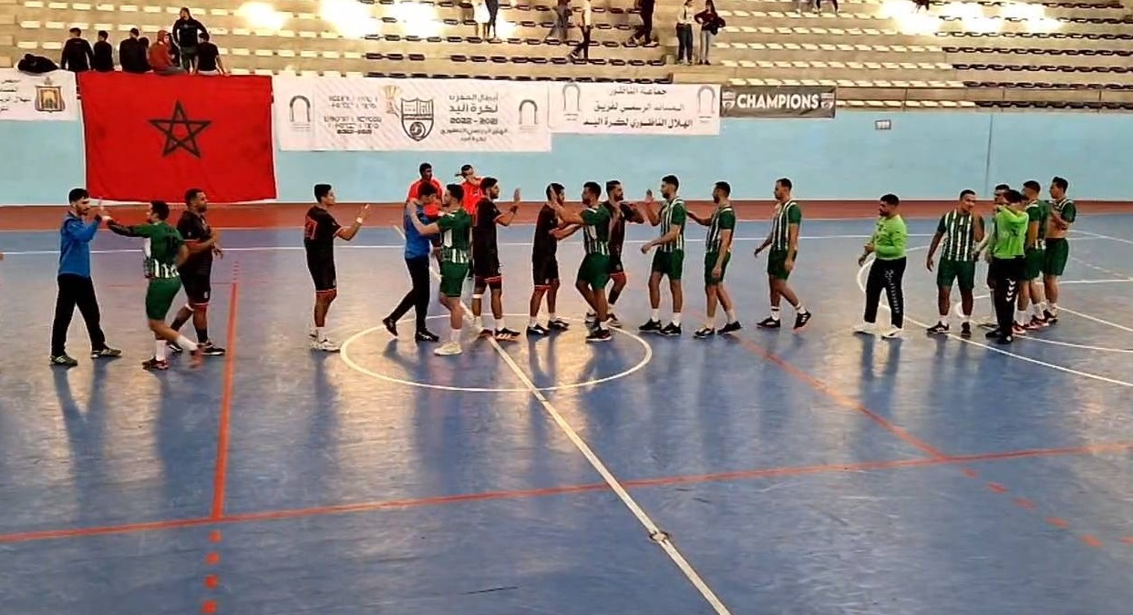 للمرة الخامسة على التوالي.. هلال الناظور بطل المغرب لكرة اليد يحقق فوزا ثمينا محافظا على لقبه