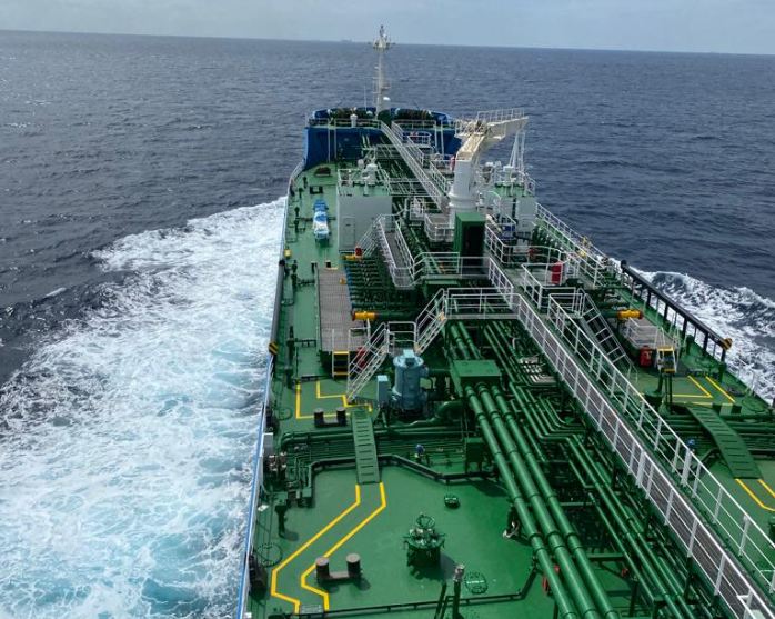 شاهدوا.. الناظور يستقبل أكبر ناقلة نفط مغربية بعد أن اقتناها من كوريا الجنوبية شاهدوا.. الناظور يستقبل أكبر ناقلة نفط مغربية بعد أن اقتناها من كوريا الجنوبية