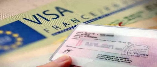 المغاربة على رأس قائمة الدول المستفيدة من تصاريح الإقامة في فرنسا