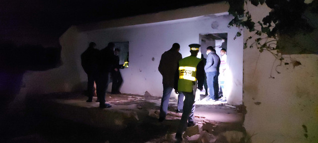 جرت داخلها جريمة قتل.. بناية مهجورة ترعب آباء تلاميذ مدرسة بوعرك بعد تحولها لبؤرة للمدمنين جرت داخلها جريمة قتل.. بناية مهجورة ترعب آباء تلاميذ مدرسة بوعرك بعد تحولها لبؤرة للمدمنين