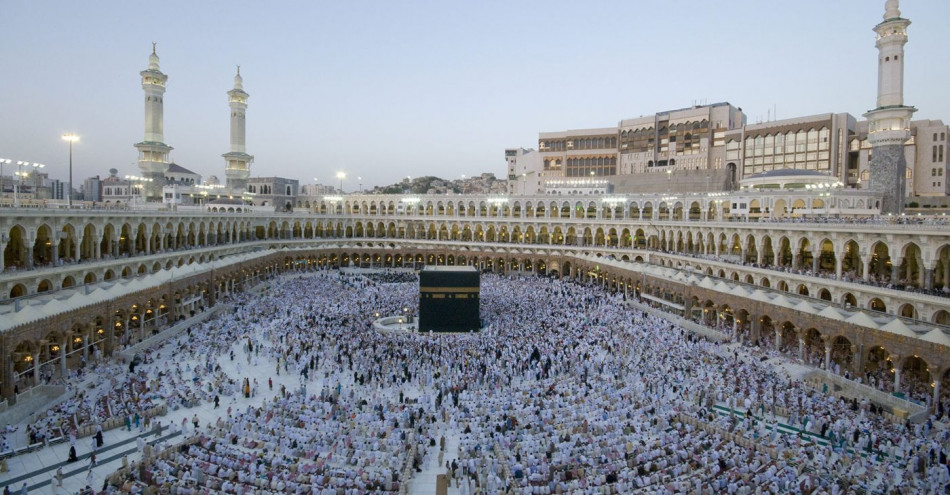 السعودية تسمح بأداء مناسك الحج بدون قيود على العدد والسن