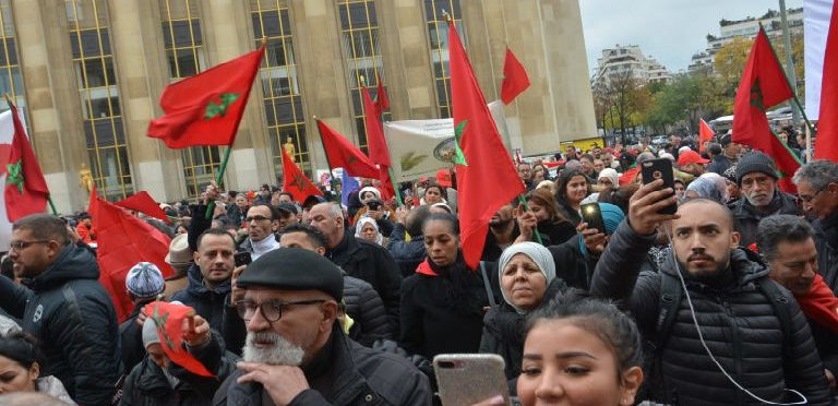 مغاربة أوروبا ينظمون وقفة احتجاجية بفرنسا