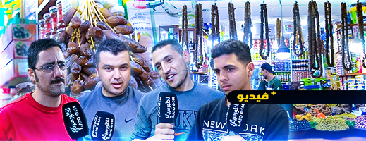 شاهدوا.. إقبال ضعيف على مقتنيات رمضان الغذائية بسوق المركب واستقرار أسعار التمور