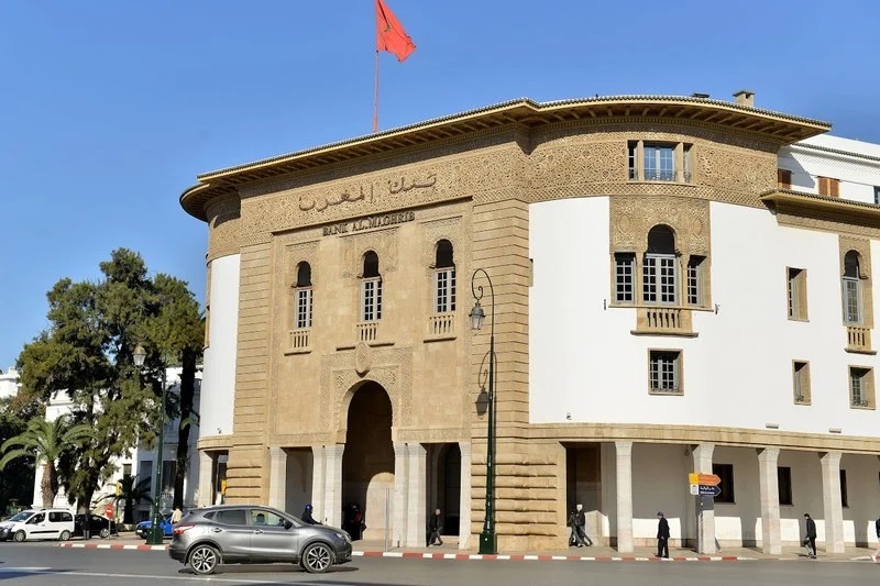 بعد شائعات سحبه.. بنك المغرب يعيد نشر بلاغ رفع سعر الفائدة