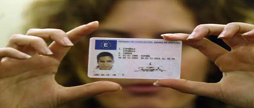 تفكيك شبكة لتزوير رخص السياقة المغربية في إسبانيا