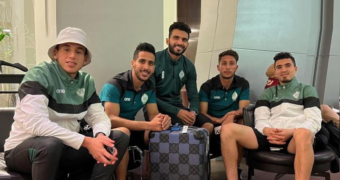 بعثة فريق الرجاء تحط الرحال بمطار القاهرة الدولي وغدا عيد الفطر بمصر بعثة فريق الرجاء تحط الرحال بمطار القاهرة الدولي وغدا عيد الفطر بمصر