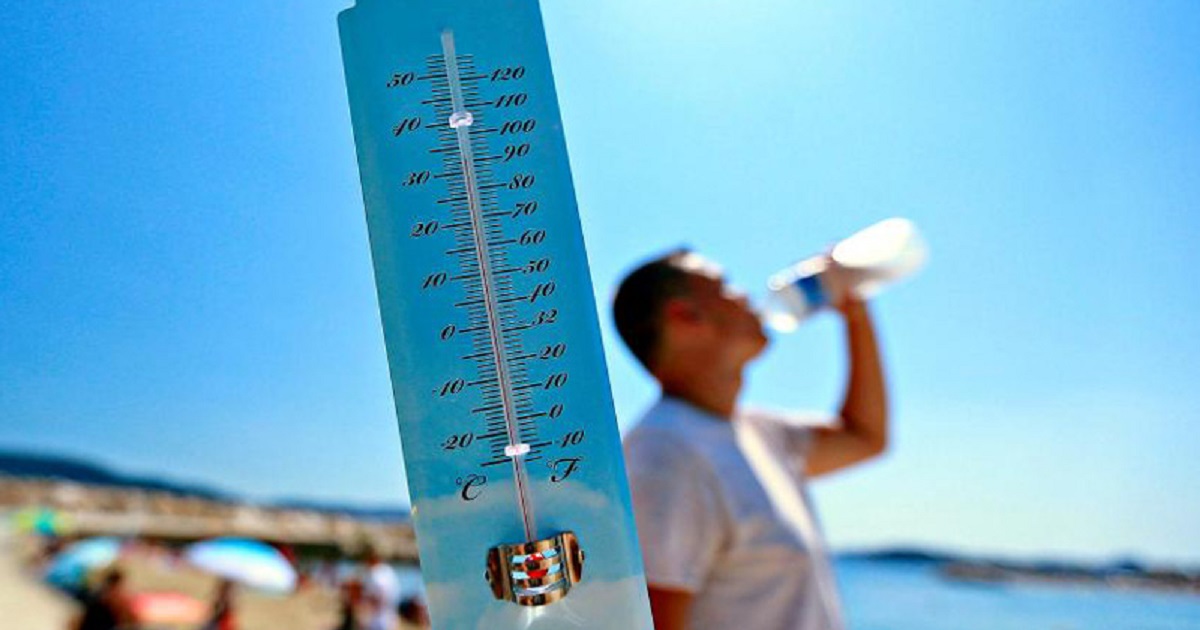 نشرة إنذارية.. موجة حر بالمملكة ابتداء من الثلاثاء نشرة إنذارية.. موجة حر بالمملكة ابتداء من الثلاثاء