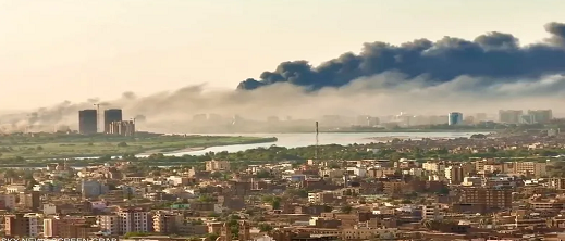 السفير المغربي في الخرطوم يكشف وضعية الجالية المغربية بالسودان السفير المغربي في الخرطوم يكشف وضعية الجالية المغربية بالسودان
