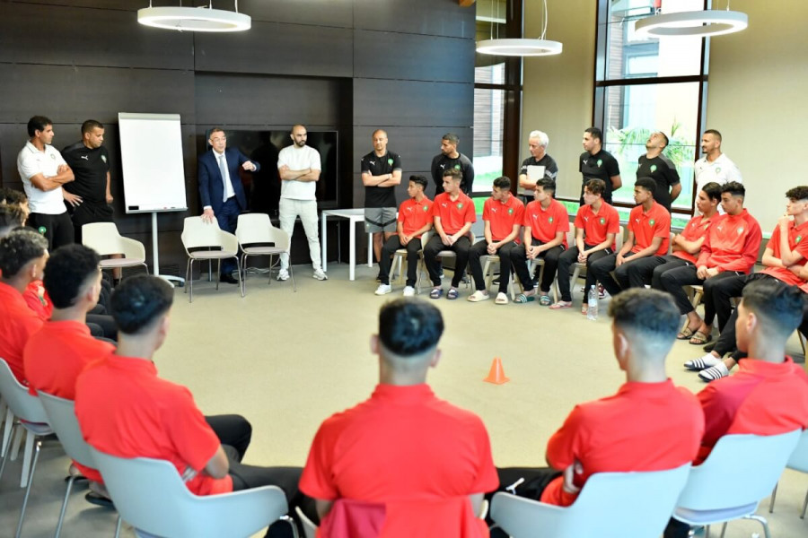 رحلة جوية مباشرة إلى قسنطينة.. الجامعة الملكية تعلن سفر المنتخب اليوم الجمعة رحلة جوية مباشرة إلى قسنطينة.. الجامعة الملكية تعلن سفر المنتخب اليوم الجمعة