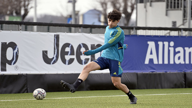 قائد فريق يوفنتوس يختار اللعب للمغرب قائد فريق يوفنتوس يختار اللعب للمغرب