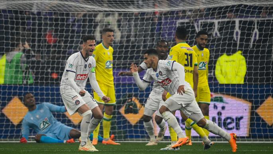 فيديو.. أبوخلال يسجل هدفه ويساهم في قيادة فريقه للتتويج بكأس فرنسا فيديو.. أبوخلال يسجل هدفه ويساهم في قيادة فريقه للتتويج بكأس فرنسا