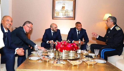 دعاهم للقاء خاص.. الحموشي يستقبل وليد الركراكي ولقجع بهذه المناسبة دعاهم للقاء خاص.. الحموشي يستقبل وليد الركراكي ولقجع بهذه المناسبة