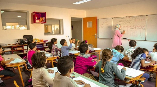 وزارة التعليم تراجع استعمالات الزمن وتخفيفها لتلائم التلاميذ بالمغرب