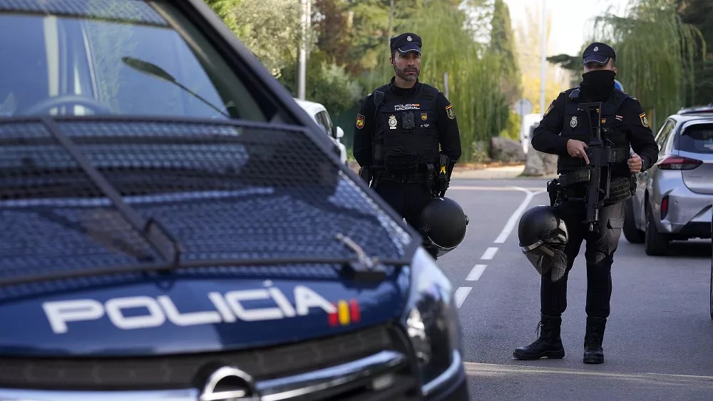 اعتقال 8 مهاجرين مغاربة سرقوا 300.000 أورو من النحاس بإسبانيا