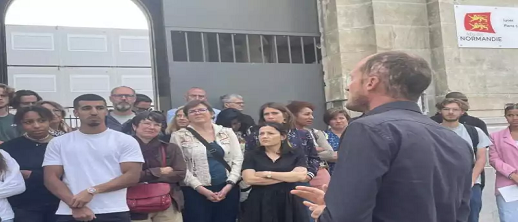 لهذا السبب.. تلميذ مغربي مهدد بالترحيل في فرنسا وسط تضامن واسع