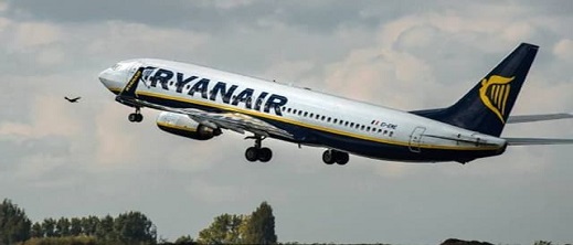 إضراب ربابنة شركة "ريانير" يلقي بظلاله على رحلات الطيران في المغرب